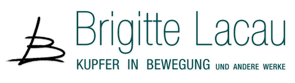 Das vollständige Logo von Brigitte Lacau mit dem Slogan „Kupfer in Bewegung & andere Objekte“